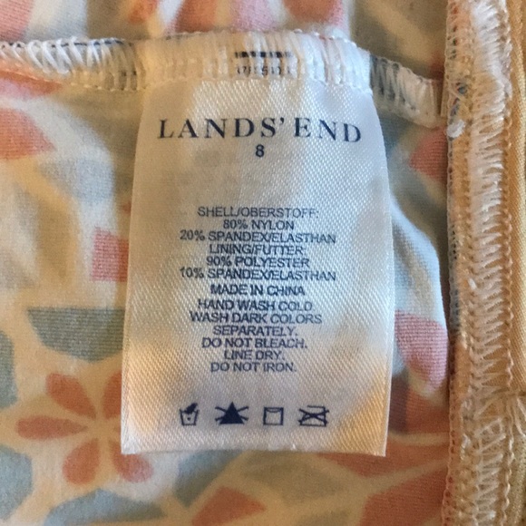 Lands’ End Tankini Top - Picture 3 of 4